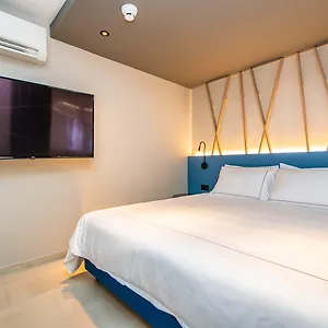 4* Semesteranläggning (resort) Arena Verudela